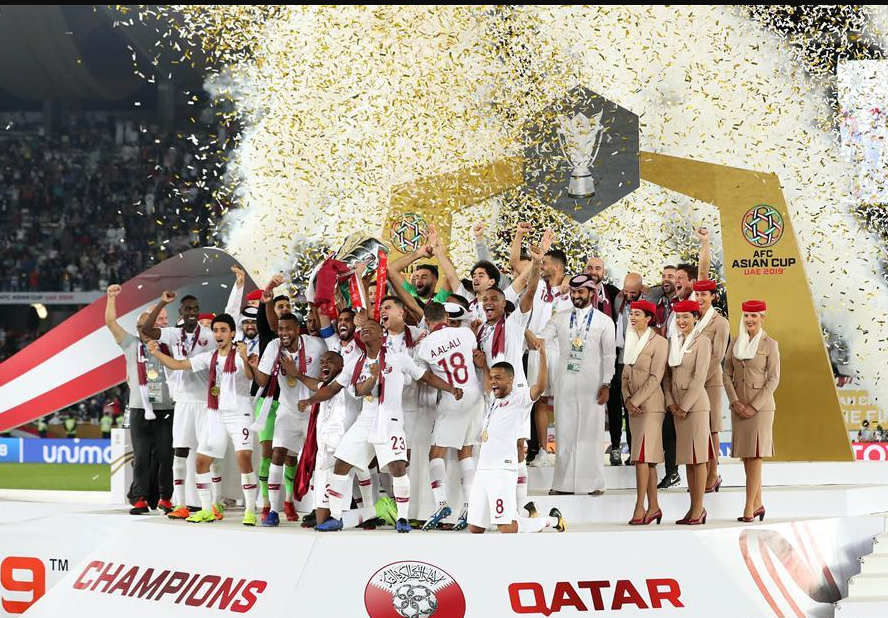 صور منتخب قطر لكرة القدم