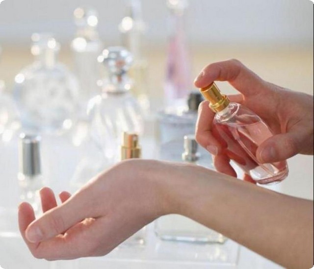 عطر الفرمونات من نعومي